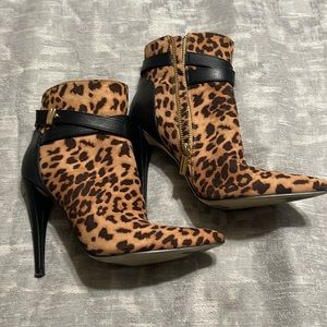 Super sexy high heels booties